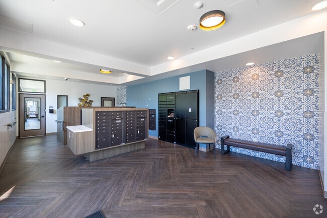 Lobby - Bell Creek Apartments