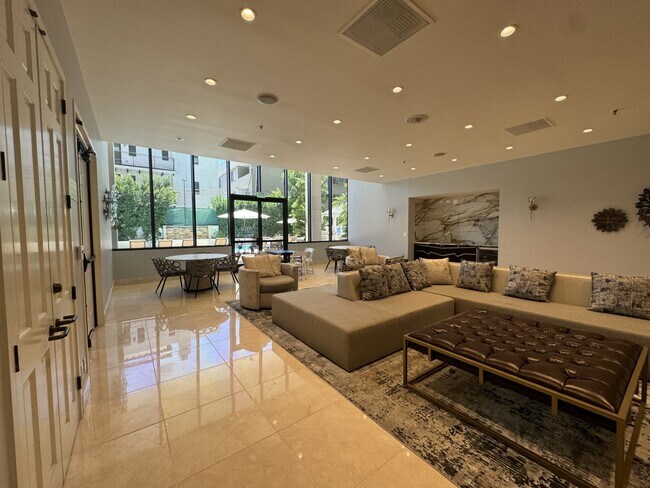 Photo - 10724 Wilshire Blvd Unit 509