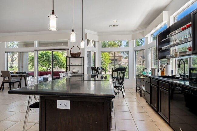 Photo - 78338 Desert Willow Dr