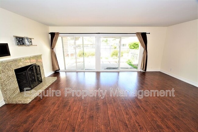 Photo - 1629 Pierside Ln