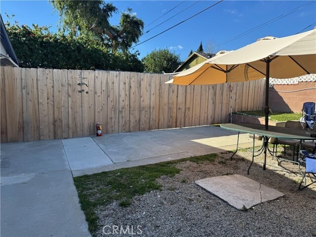 Building Photo - 6439 Graves Ave