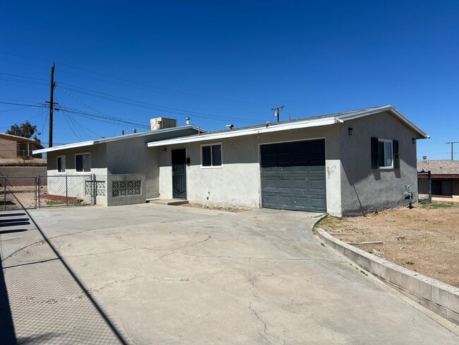 Beautifully Remodeled Home - Beautifully Remodeled Home
