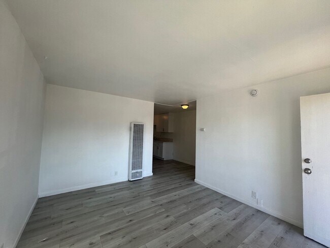 Photo - 249 W 65th St Unit 2