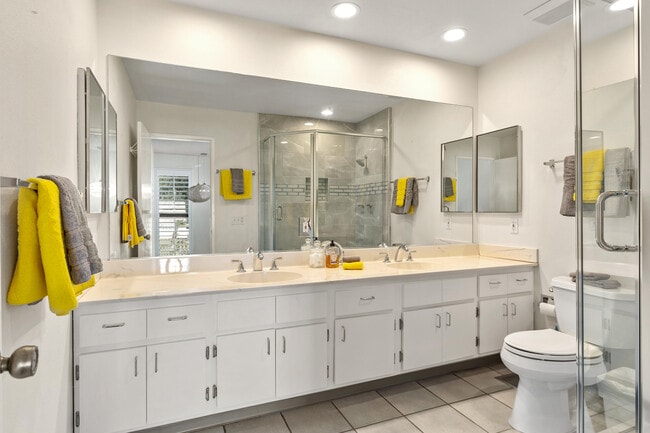 Photo - 73330 Shadow Mountain Dr Unit 32