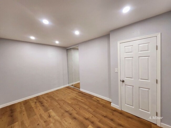 Photo - 525 W Almond St Apartment