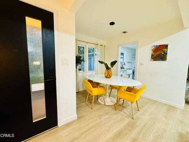 Photo - 1086 Hollygrove Ln