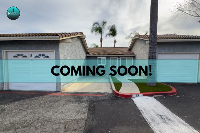 Building Photo - Cute Modern Condo in Riverside – Move-In Ready! Unit 23