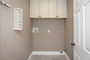 3BR, 2BA - 1,660SF - Laundry Room - 536 W Greenwood Ave