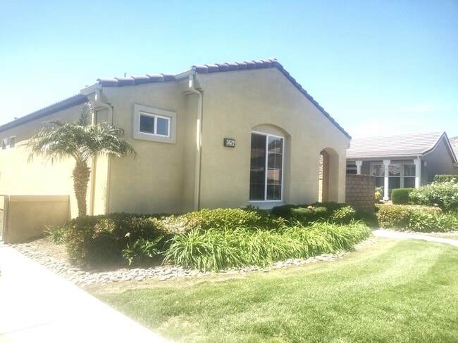 Building Photo - 8256 Triplett Ln