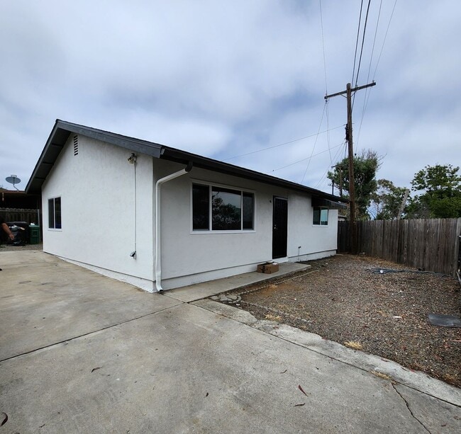 Photo - Golden Hill 2 bedroom 1 bath remodeled Single family Home  2595.00