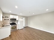 Photo - Charming 2BD/1BA Detached Condo in Univers... Unit 4214