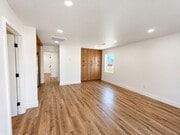 Photo - 8806 Chantry Ave