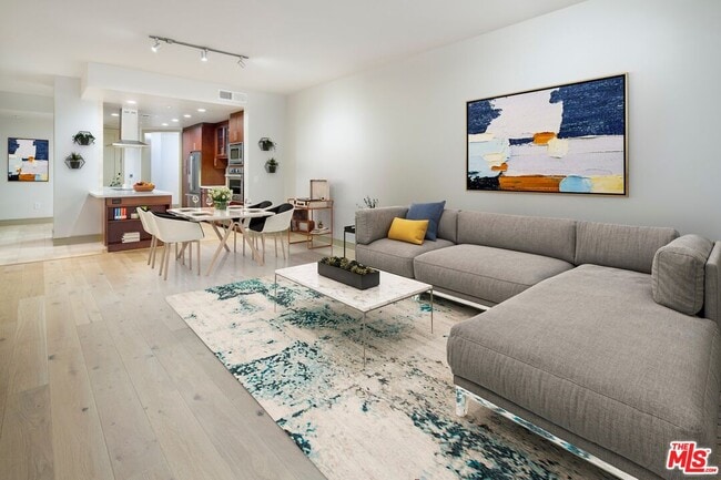 Building Photo - 10700 Wilshire Blvd Unit 301