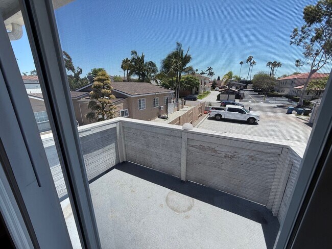 Photo - 273 Alvarado St Unit 4