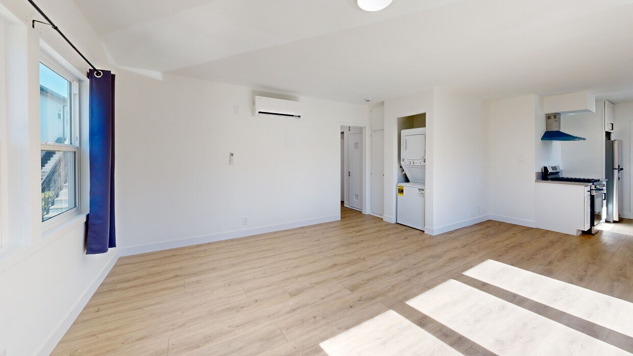 3D Tour - 715 E Garfield Ave