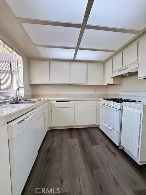 Building Photo - 9405 Mesa Verde Dr Unit G