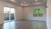 Photo - 6848 Encino Ave