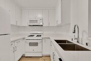 Kitchen - 22415 Del Valle St Apartments