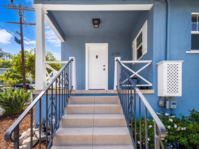 Photo - 2811 Angus St