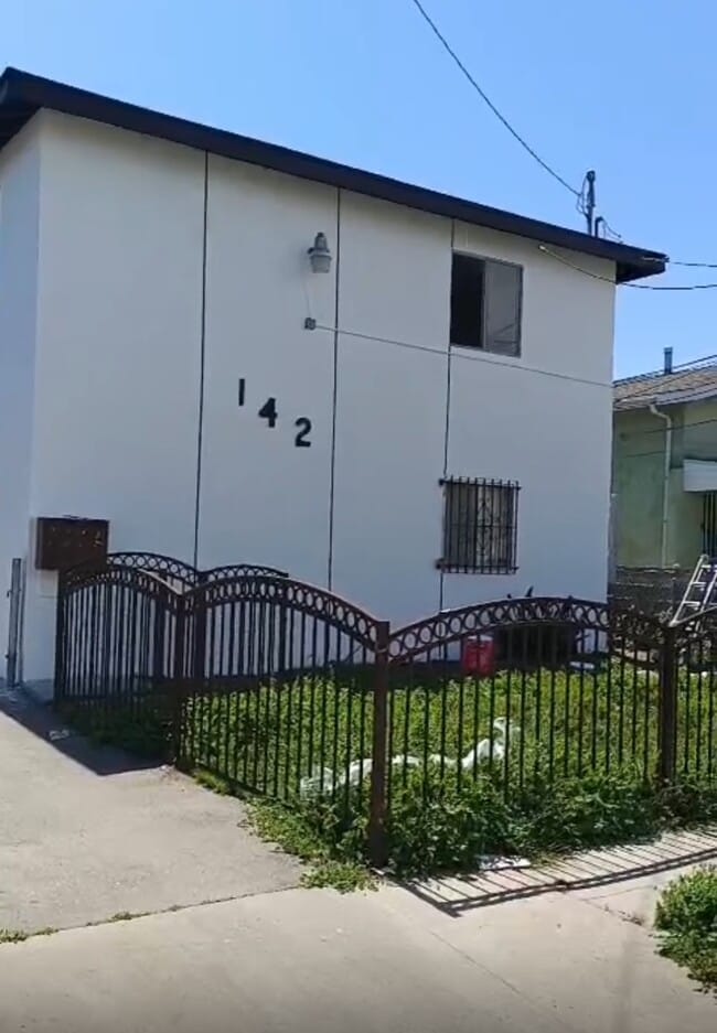 Building Photo - 142 W 94th St Unit 1