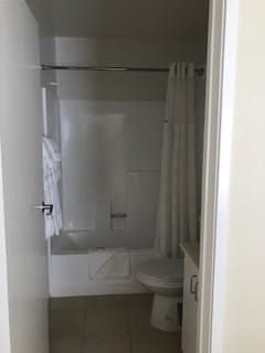 Photo - Westmount Drive Apartments