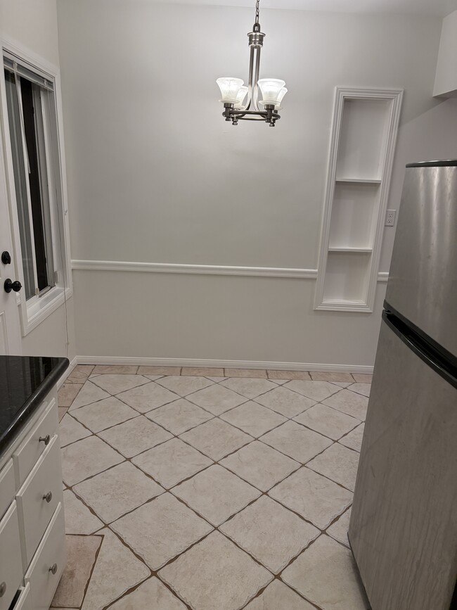 Photo - 1644 S Garth Ave