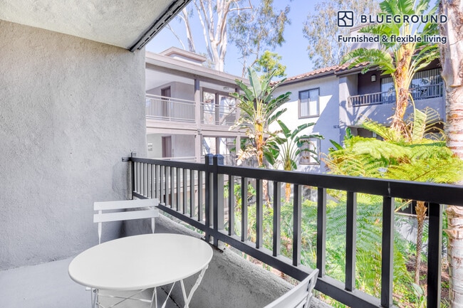 Photo - 6333 Canoga Ave Unit FL2-ID694