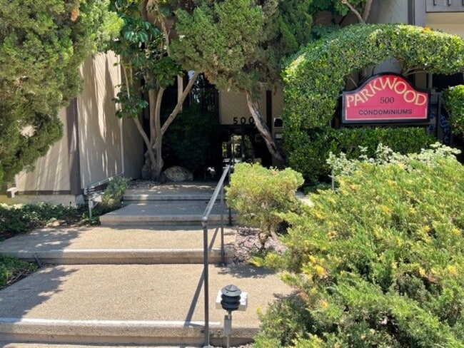 Parkwood Condo for Lease in Pasadena - Parkwood Condo for Lease in Pasadena