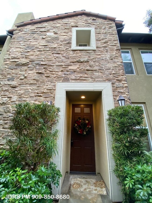 Irvine Furnished 2 Bedroom Home - Irvine Furnished 2 Bedroom Home