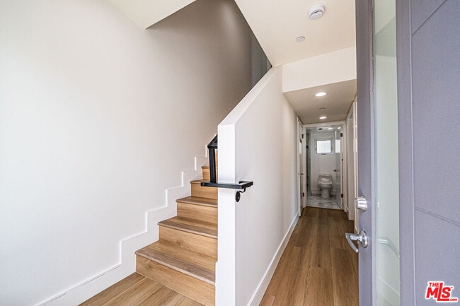 Photo - 2055 1/2 S Garth Ave