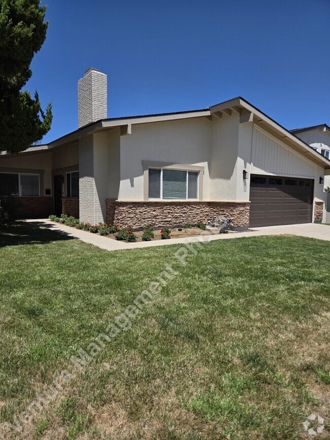 Building Photo - 5665 Meadow Vista Wy Rental