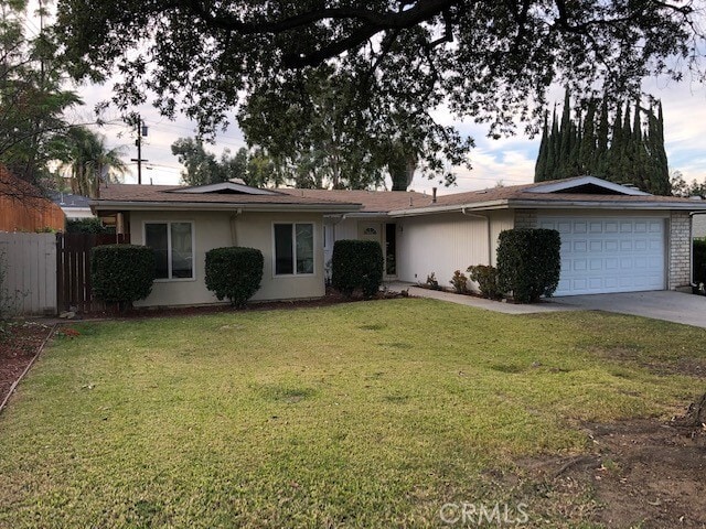 Building Photo - 11594 Poplar St