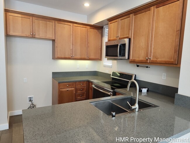 Photo - 2 Story Home 3 bedroom 2.5 bath in Glendora