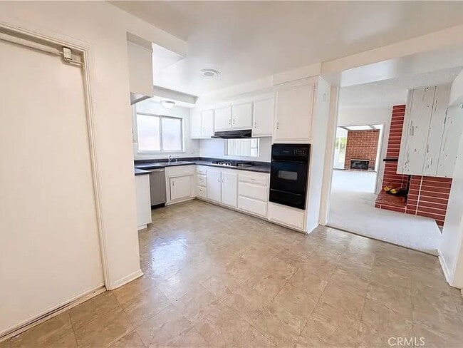 Photo - 5947 Arden Ave