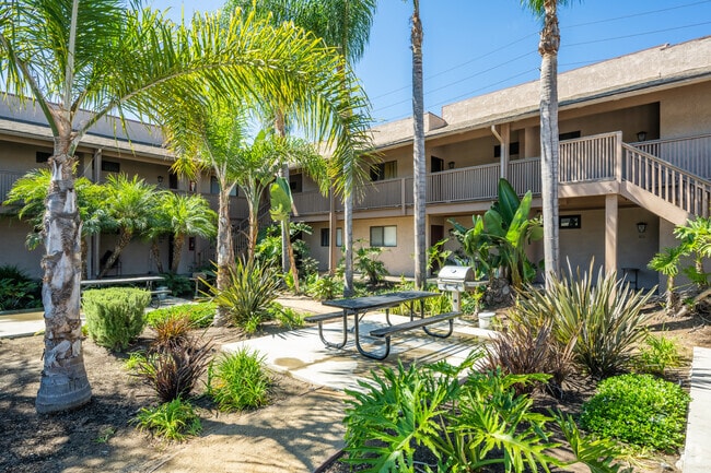 Picnic Tables and Barbecue Grills - Bay Breeze