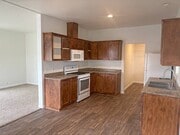 Photo - 220 S Elk St