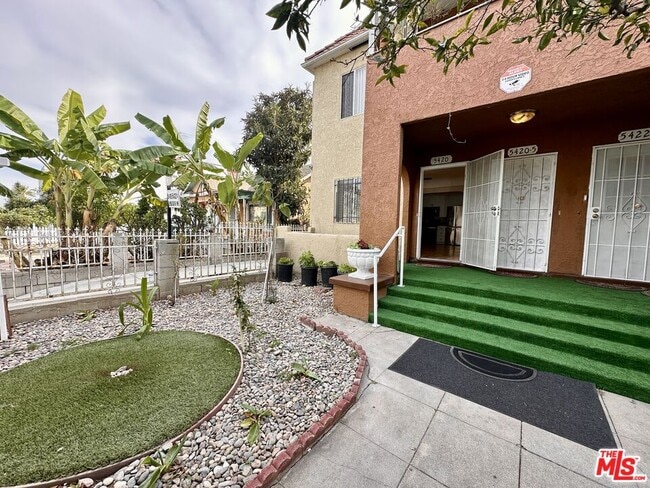 Building Photo - 5420 Lemon Grove Ave