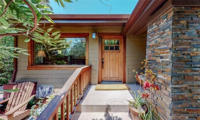 Photo - 625 California Ave