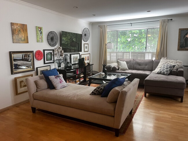 Photo - 700 Westmount Dr Unit #107