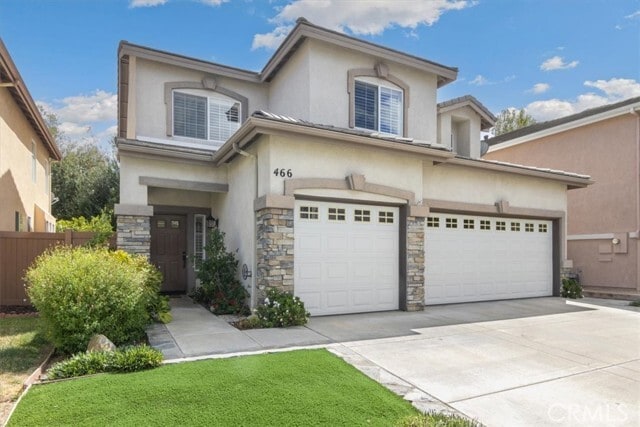 Photo - 466 Fallbrook Ave