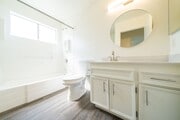 Photo - 800 E Bobier Dr Unit L002
