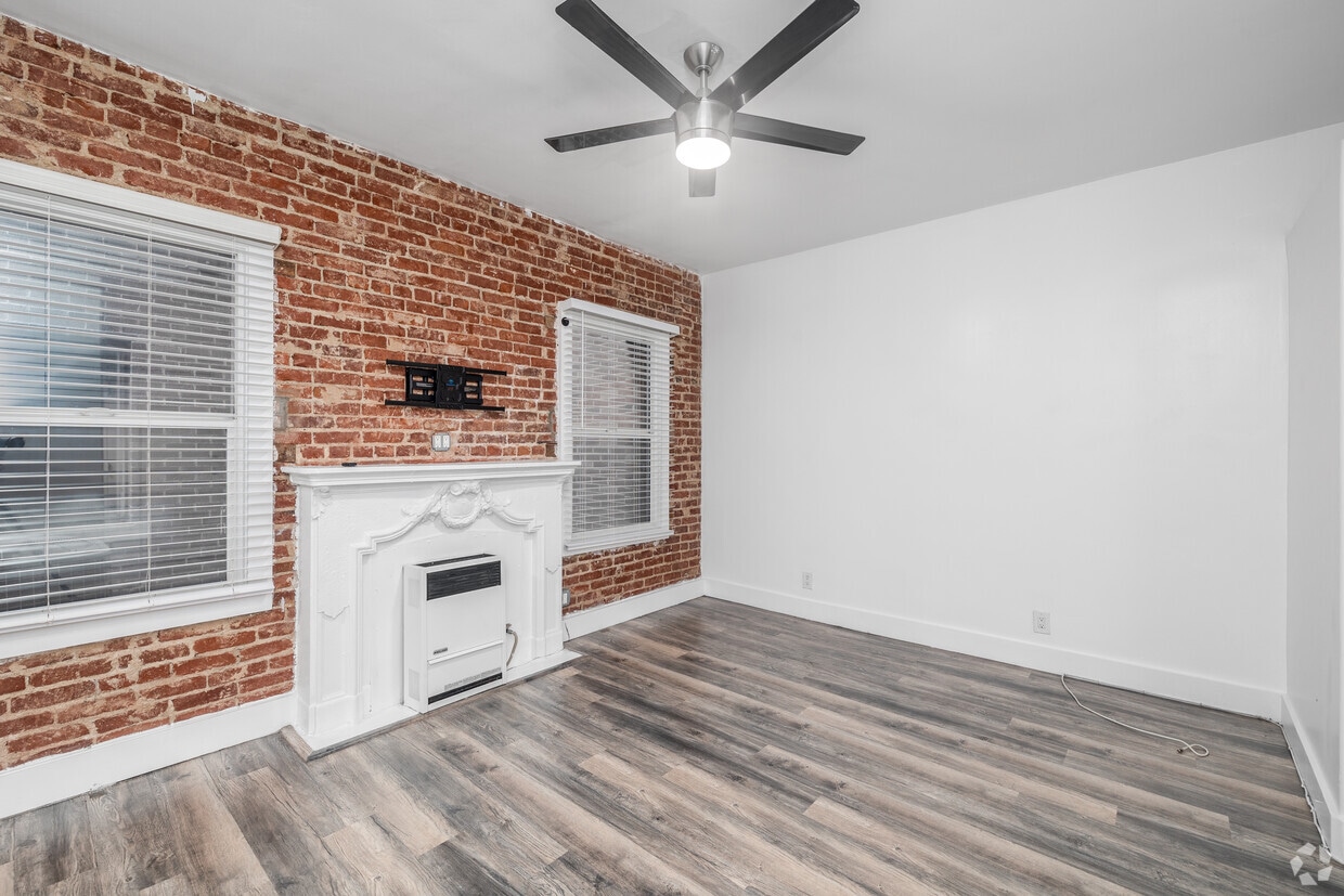 3D Tour - 307 N Rampart Blvd