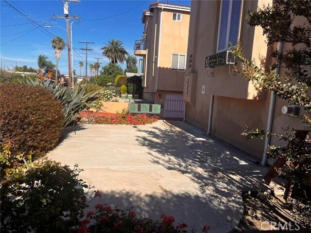 Photo - 1754 257th St