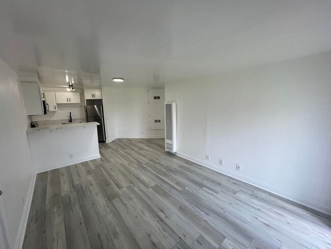 Photo - VRA27 LLC- "Villa Regency Apartments"