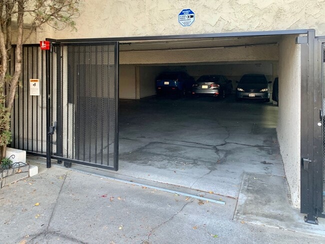 Photo - LUXURY LIVING AT AN AFFORDABLE PRICE