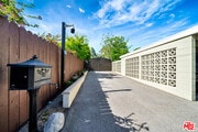 Photo - 6657 Valmont St House