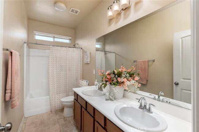 Photo - 29289 Fenwick Cir