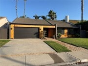 Photo - 15999 Via De Las Palmas