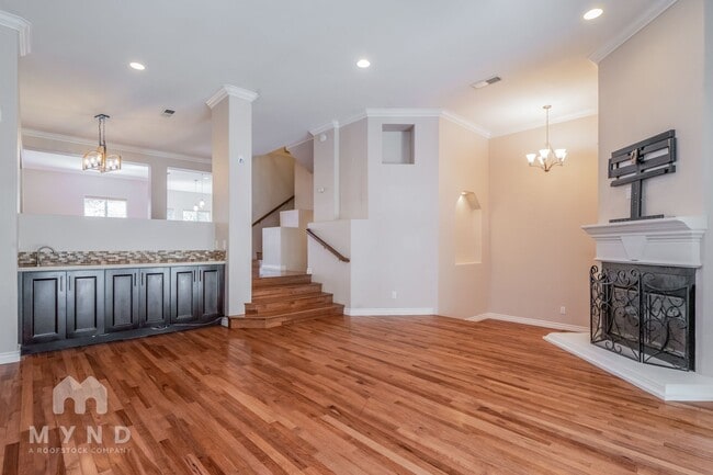 Photo - 5117 Renaissance Ave