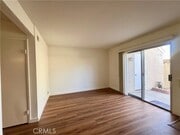 Photo - 11 Woodfern Townhome